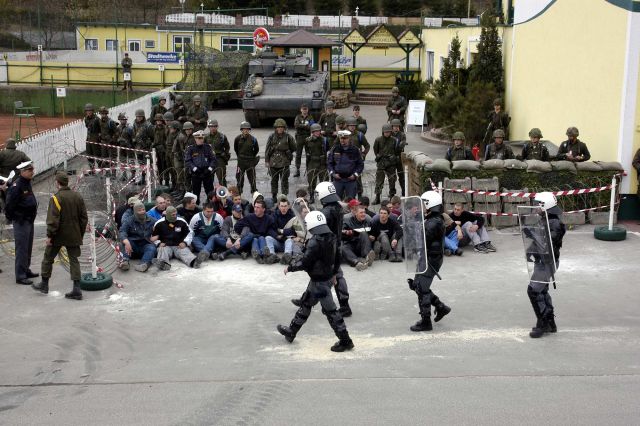 Bildgr&ouml;&szlig;e auf die Monitoraufl&ouml;sung (640x480 px) optimiert