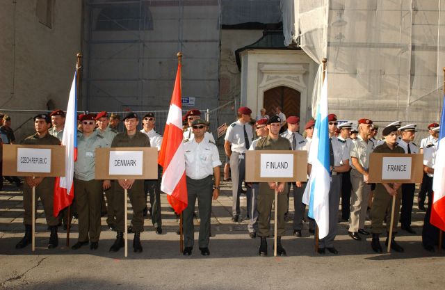 Bildgröße auf die Monitorauflösung (640x480 px) optimiert