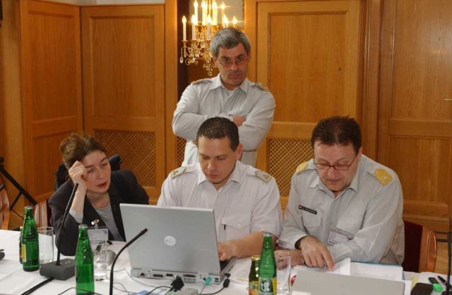 Bildgröße auf die Monitorauflösung (640x480 px) optimiert
