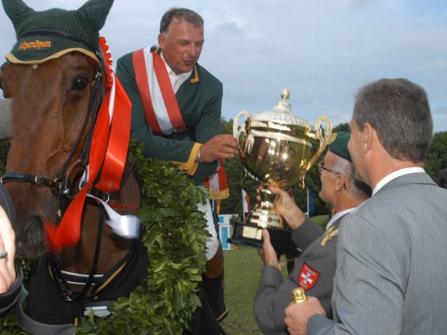 Bildgröße auf die Monitorauflösung (640x480 px) optimiert