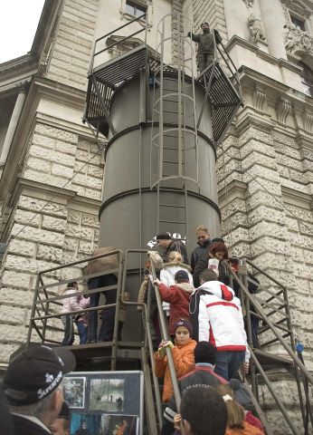 Bildgr&ouml;&szlig;e auf die Monitoraufl&ouml;sung (640x480 px) optimiert