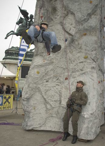 Bildgröße auf die Monitorauflösung (640x480 px) optimiert