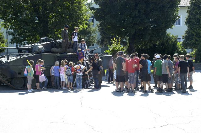 Bildgr&ouml;&szlig;e auf die Monitoraufl&ouml;sung (640x480 px) optimiert