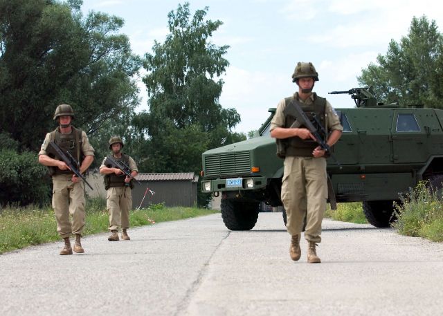 Bildname: dsc_1818.jpg, momentane Bildgröße: 640x457 px Bildgröße auf die Monitorauflösung (640x480 px) optimiert