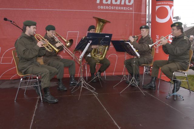 Bildgröße auf die Monitorauflösung (640x480 px) optimiert