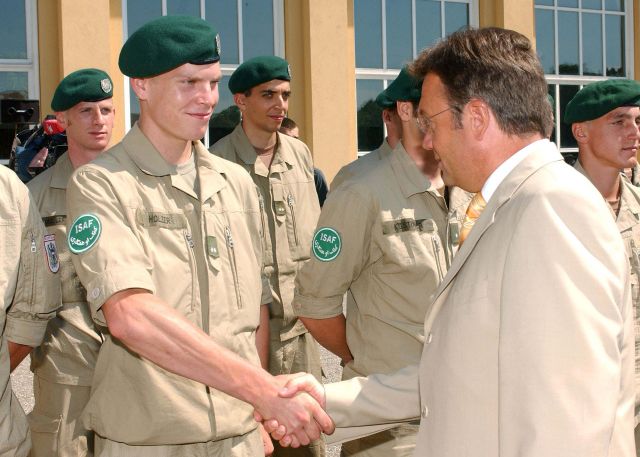 Bildname: dsc_2474.jpg, momentane Bildgröße: 640x457 px Bildgröße auf die Monitorauflösung (640x480 px) optimiert