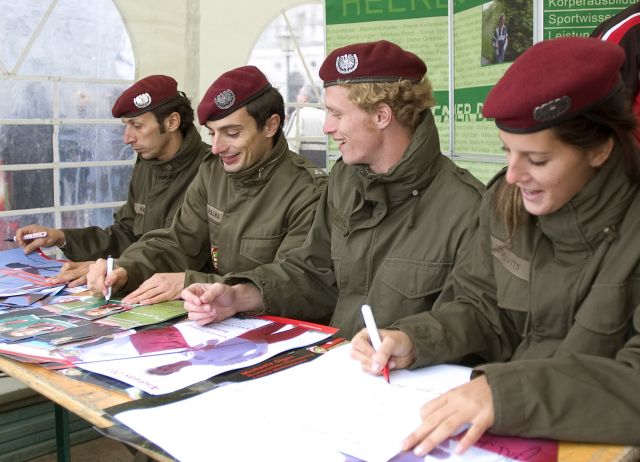 Bildgröße auf die Monitorauflösung (640x480 px) optimiert