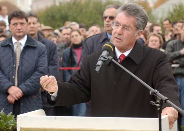 Bildgröße auf die Monitorauflösung (640x480 px) optimiert