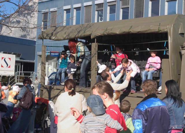 Bildgröße auf die Monitorauflösung (640x480 px) optimiert