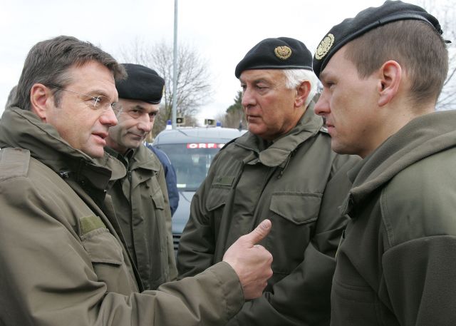 Bildgröße auf die Monitorauflösung (640x480 px) optimiert