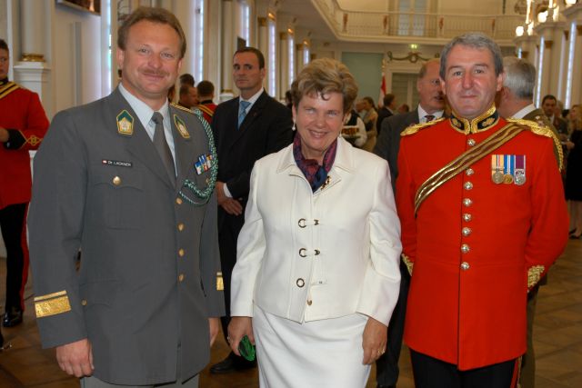 Bildgröße auf die Monitorauflösung (640x480 px) optimiert