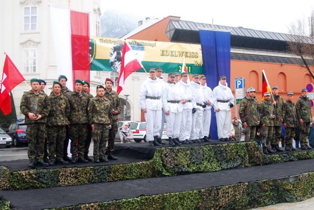 Bildgröße auf die Monitorauflösung (640x480 px) optimiert