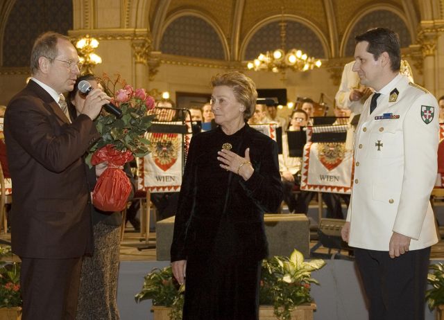 Bildgröße auf die Monitorauflösung (640x480 px) optimiert