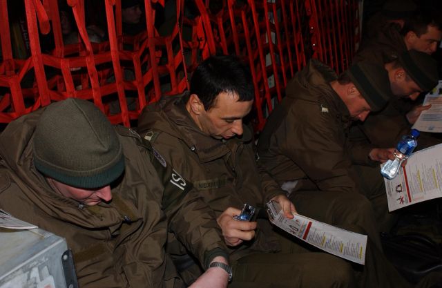 Bildname: flug_kabul.jpg, momentane Bildgröße: 640x417 px Bildgröße auf die Monitorauflösung (640x480 px) optimiert