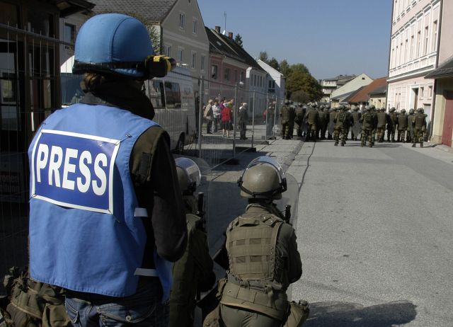 Bildname: foto_schwaerzler_sdsc_0231.jpg, momentane Bildgröße: 640x462 px Bildgröße auf die Monitorauflösung (640x480 px) optimiert