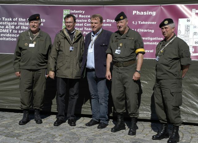 Bildname: foto_schwaerzler_sdsc_0341.jpg, momentane Bildgröße: 640x462 px Bildgröße auf die Monitorauflösung (640x480 px) optimiert