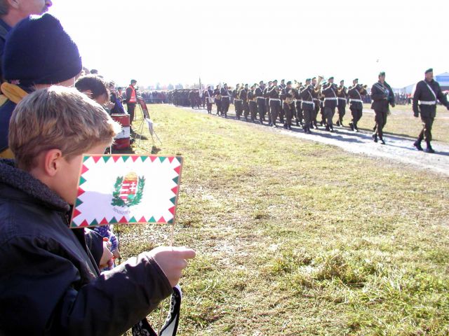 Bildgröße auf die Monitorauflösung (640x480 px) optimiert