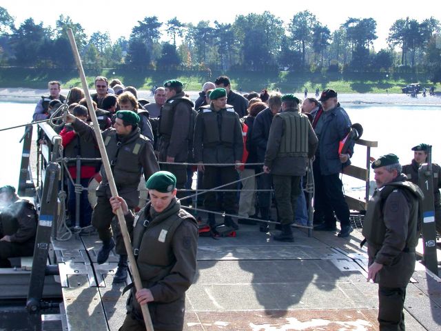 Bildgr&ouml;&szlig;e auf die Monitoraufl&ouml;sung (640x480 px) optimiert