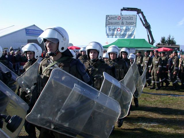 Bildgröße auf die Monitorauflösung (640x480 px) optimiert