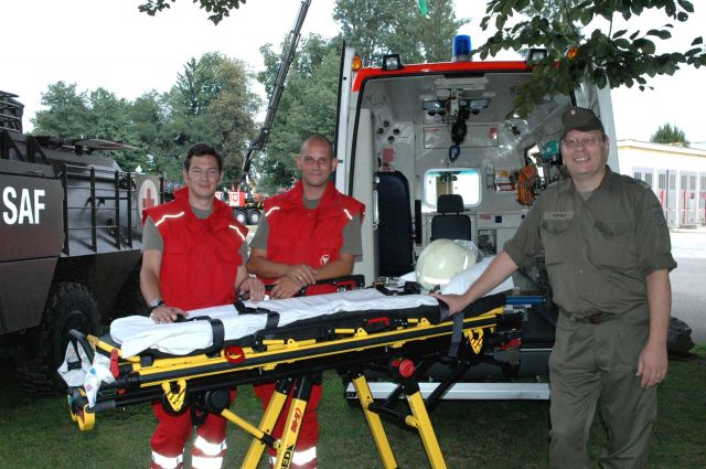 Bildname: garnisonsfest-50.jpg, momentane Bildgröße: 640x425 px Bildgröße auf die Monitorauflösung (640x480 px) optimiert