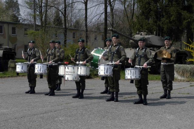 Bildgröße auf die Monitorauflösung (640x480 px) optimiert