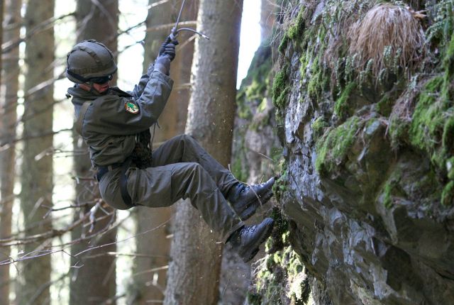 Bildgröße auf die Monitorauflösung (640x480 px) optimiert