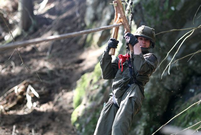 Bildname: glb_tf18_07.jpg, momentane Bildgröße: 640x430 px Bildgröße auf die Monitorauflösung (640x480 px) optimiert