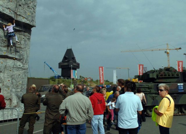 Bildgröße auf die Monitorauflösung (640x480 px) optimiert