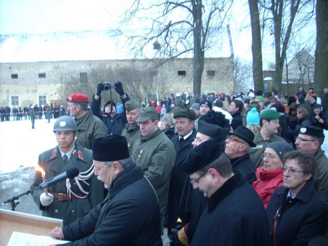 Bildgröße auf die Monitorauflösung (640x480 px) optimiert