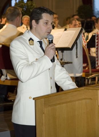 Bildgröße auf die Monitorauflösung (640x480 px) optimiert