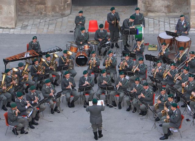 Bildgröße auf die Monitorauflösung (640x480 px) optimiert