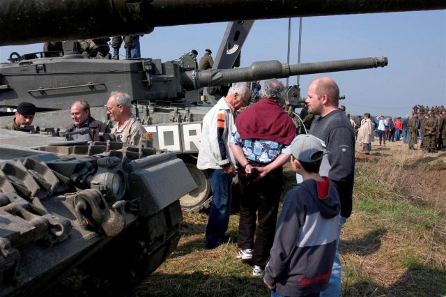 Bildgr&ouml;&szlig;e auf die Monitoraufl&ouml;sung (640x480 px) optimiert