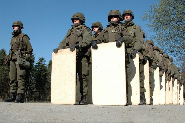 Bildgr&ouml;&szlig;e auf die Monitoraufl&ouml;sung (640x480 px) optimiert