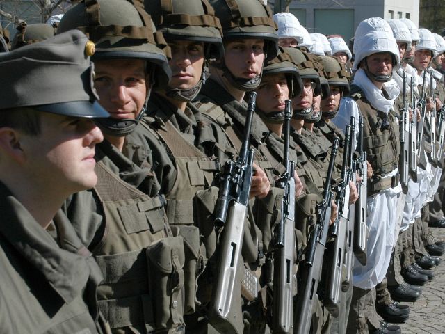 Bildgröße auf die Monitorauflösung (640x480 px) optimiert