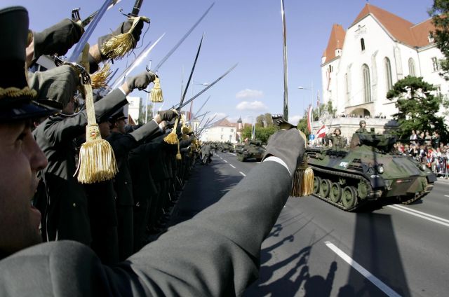 Bildname: l7n3105.jpg, momentane Bildgröße: 640x424 px Bildgröße auf die Monitorauflösung (640x480 px) optimiert