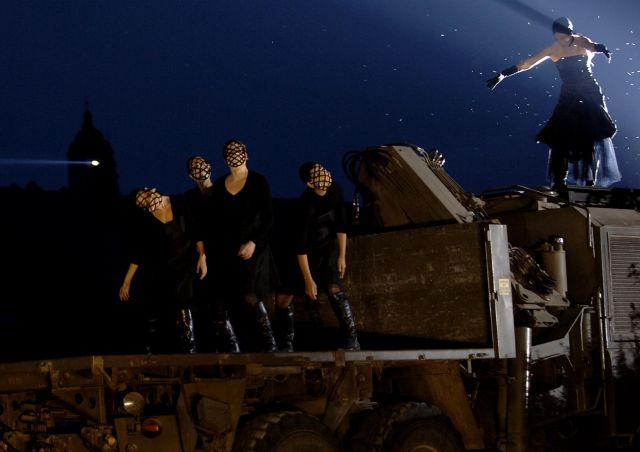 Bildgröße auf die Monitorauflösung (640x480 px) optimiert