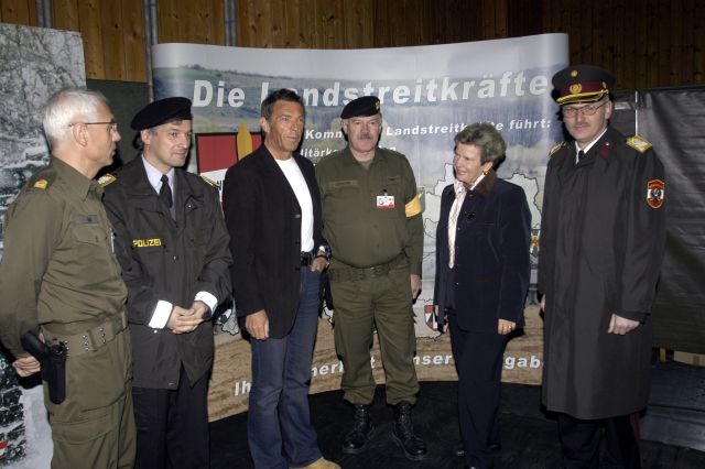 Bildgröße auf die Monitorauflösung (640x480 px) optimiert