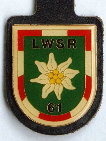 Bildname: lwsr61.jpg, momentane Bildgröße: 360x480 px Bildgröße auf die Monitorauflösung (640x480 px) optimiert