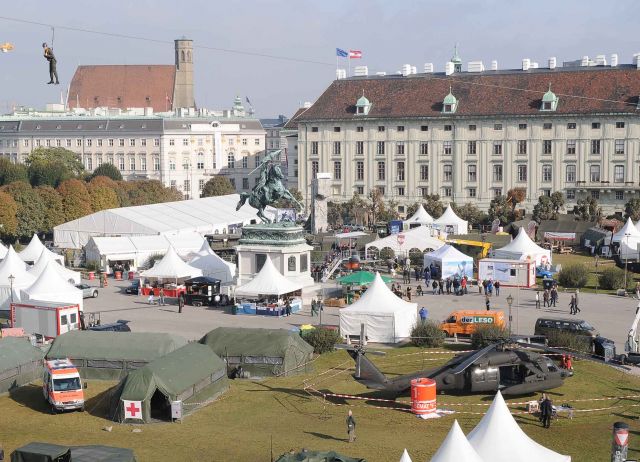 Bildgr&ouml;&szlig;e auf die Monitoraufl&ouml;sung (640x480 px) optimiert