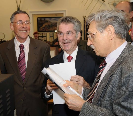 Bildgr&ouml;&szlig;e auf die Monitoraufl&ouml;sung (640x480 px) optimiert