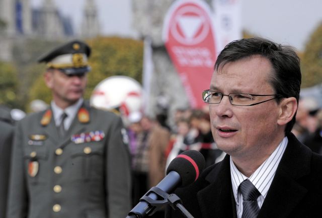 Bildname: nftg_4331.jpg, momentane Bildgröße: 640x434 px Bildgröße auf die Monitorauflösung (640x480 px) optimiert