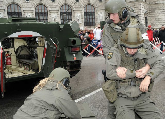 Bildgröße auf die Monitorauflösung (640x480 px) optimiert