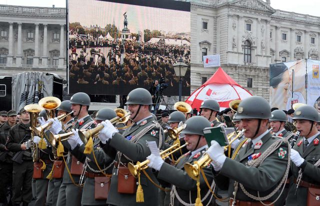 Bildgröße auf die Monitorauflösung (640x480 px) optimiert