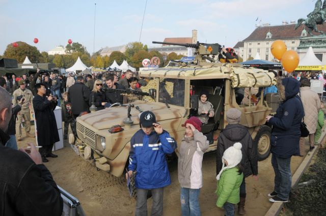 Bildgröße auf die Monitorauflösung (640x480 px) optimiert