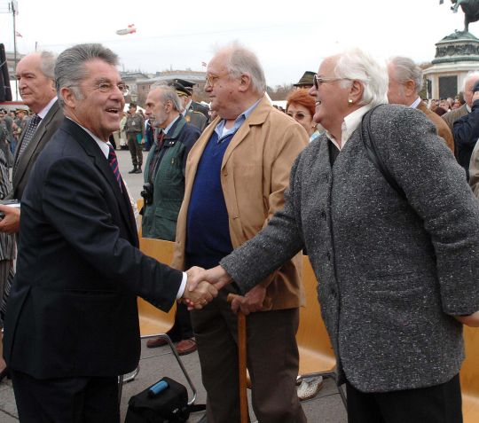 Bildgröße auf die Monitorauflösung (640x480 px) optimiert