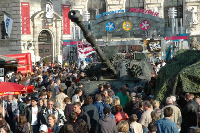 Bildgr&ouml;&szlig;e auf die Monitoraufl&ouml;sung (640x480 px) optimiert