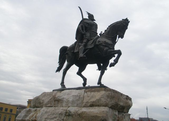 Bildgröße auf die Monitorauflösung (640x480 px) optimiert