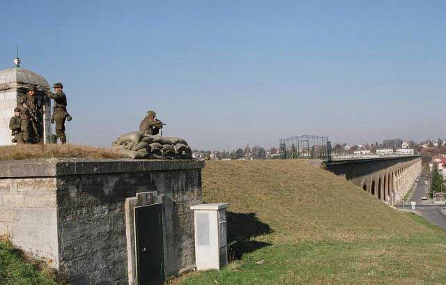 Bildgröße auf die Monitorauflösung (640x480 px) optimiert