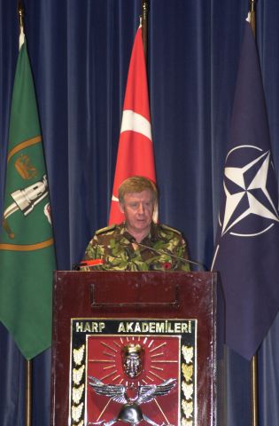 Bildgröße auf die Monitorauflösung (640x480 px) optimiert