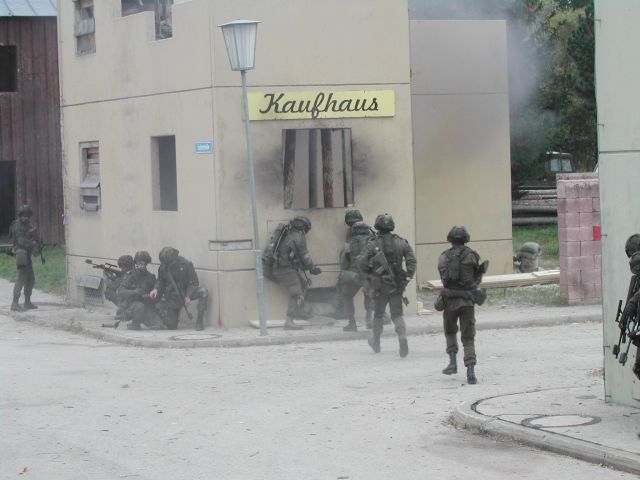 Bildgr&ouml;&szlig;e auf die Monitoraufl&ouml;sung (640x480 px) optimiert